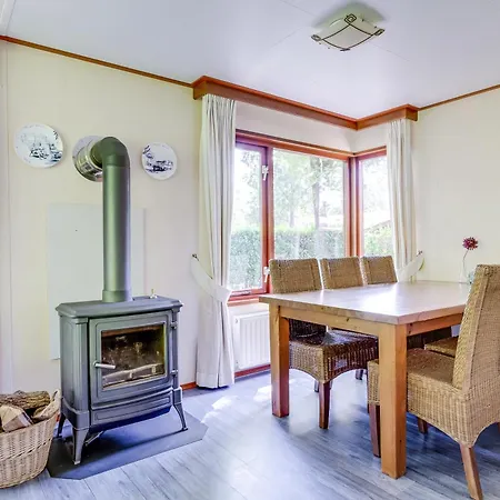 度假居 Goudvink I Bungalow Voor 8 Personen 皮滕