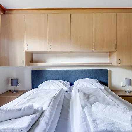 Goudvink I Bungalow Voor 8 Personen 度假居