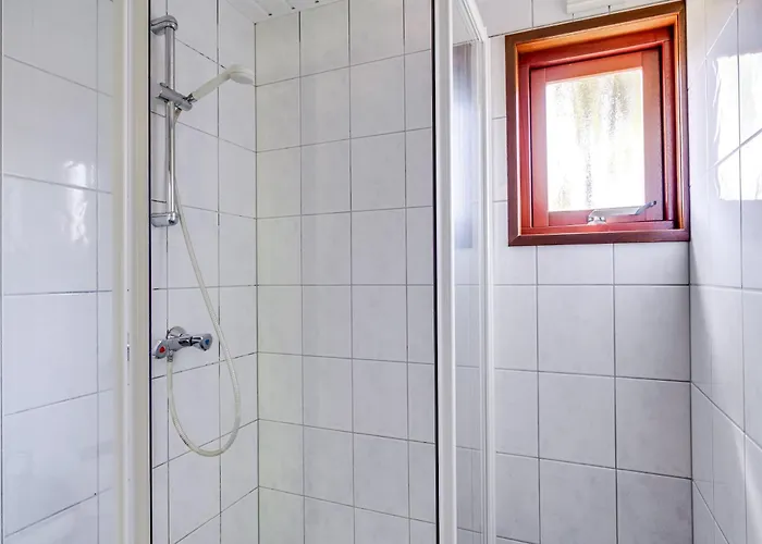 4-bedroom Holiday home *