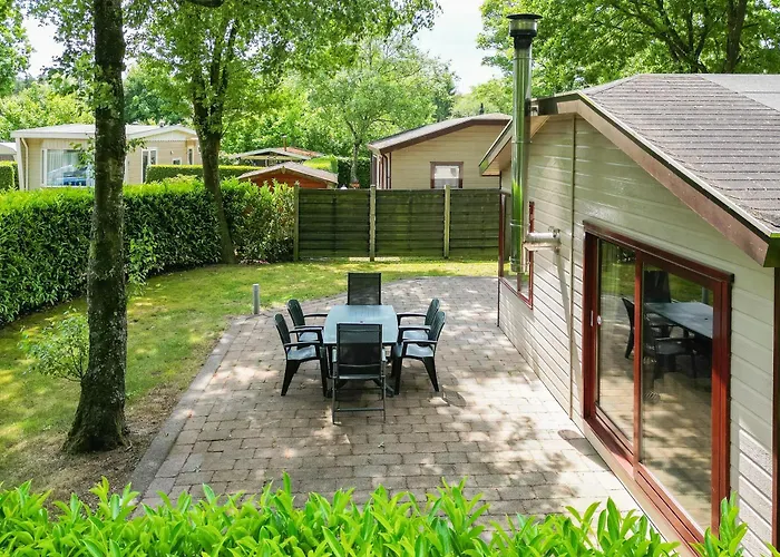 4-bedroom Holiday home