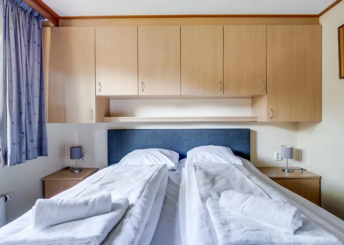 4-bedroom Holiday home